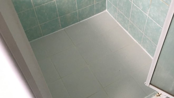 Shower Tray Replacement or Shower Seal?
